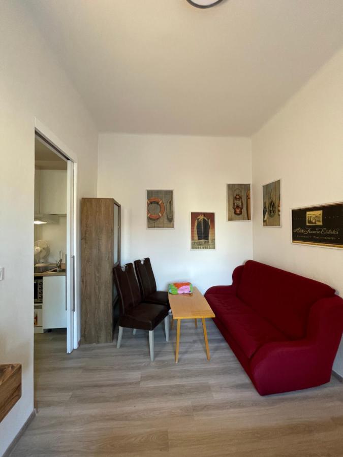 Red&Black Apartment City Centr, Na Hradbach 118 Ostrava Exteriör bild